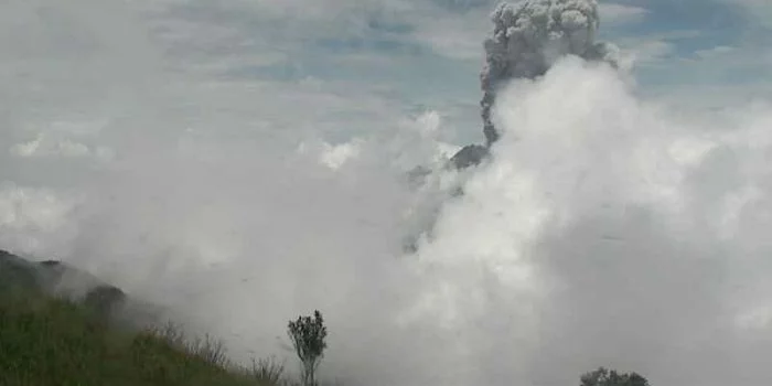 Inilah Kronologi Letusan Gunung Merapi Pada Jumat Malam