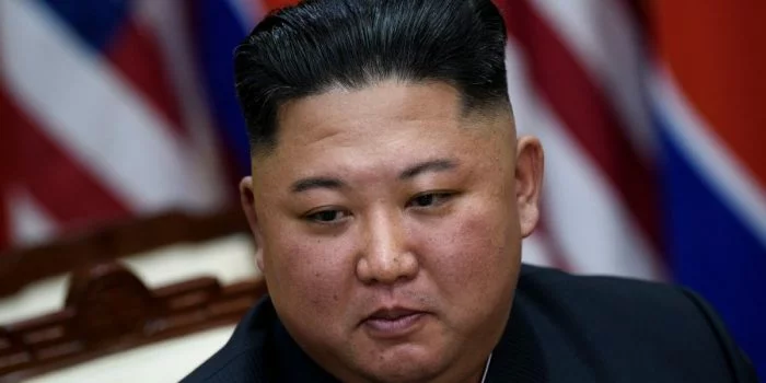 Pejabat Tinggi Korsel: Sedang Berlibur di Pantai, Kim Jong-un Masih Hidup dan Sehat