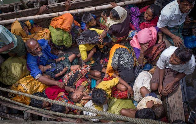 20 Warga Muslim Rohingya Meninggal Dunia Kelaparan di Kapal