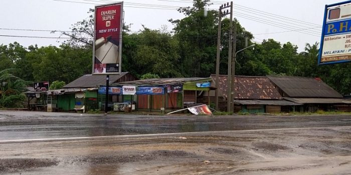 Ratusan Rumah di Mesuji Dihantam Angin Puting Beliung