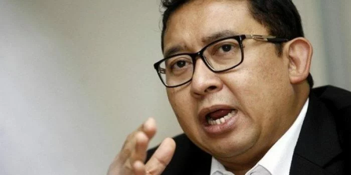 Tindakan Singapura Deportasi Ustaz Abdul Somad adalah Penghinaan, Fadli Zon: UAS Warga Negara Indonesia Terhormat, Ulama dan Intelektual