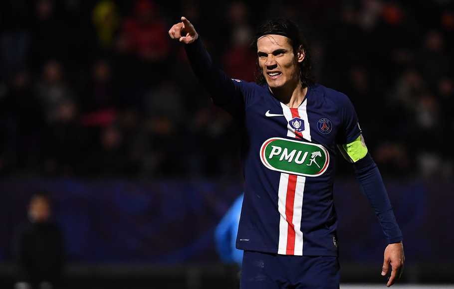 Kontrak Satu Musim, Edinson Cavani Resmi Jadi Pemain MU