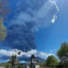 Gunung Ile Lewotolok Erupsi, 2.782 Warga Terdampak Dievakuasi