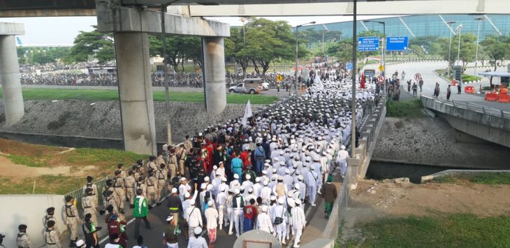 Dampak Massa Jemput Rizieq Shihab, AirNav Indonesia Catat 27 Penerbangan Ditunda di Bandara Soetta