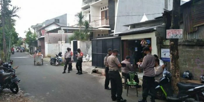 Diduga akan Dikepung, Polisi Patroli di Lingkungan Rumah Nikita Mirzani