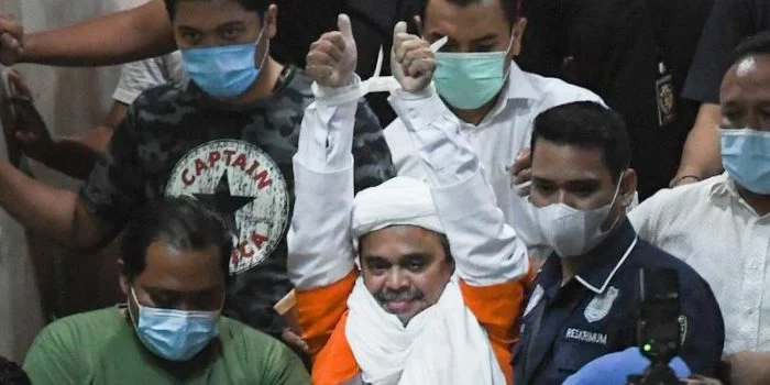 Kasus Kerumunan Di Acara Pilkada Harus Diproses, Kenapa Hanya Habib Rizieq Shihab