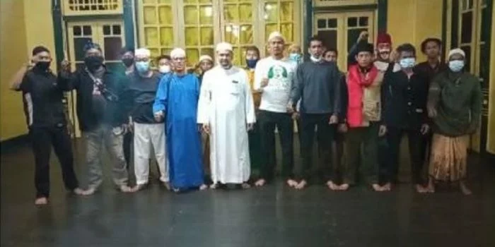 Tangkapan layar sekelompok orang yang mengaku umat Islam Kalbar siap ke Jakarta dipenjara bersama Habib Rizieq.