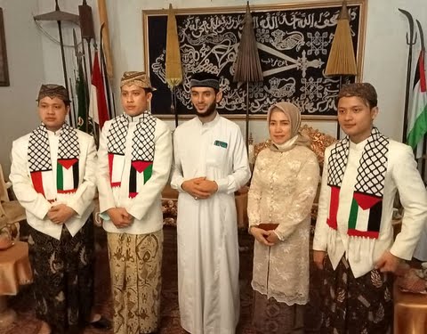 Kunjungan Dewan Masjid Gaza ke Cirebon, Polmah Kraton Kasepuhan Kecam Aksi Pengusiran dan Kekerasan Israel terhadap Warga Palestina