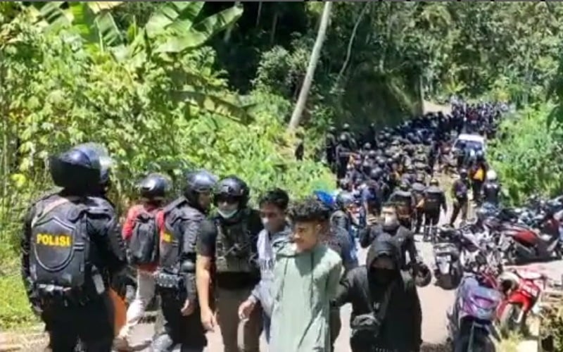 Brimob Masuk Wadas, Seniman Yayak Yatmaka Diamankan