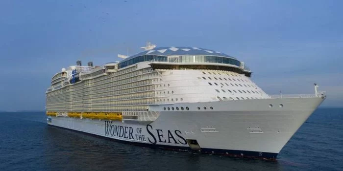 Kapal Pesiar Terbesar di Dunia Wonder of The Seas, Ada Perosotan Tertinggi di Laut hingga Central Park