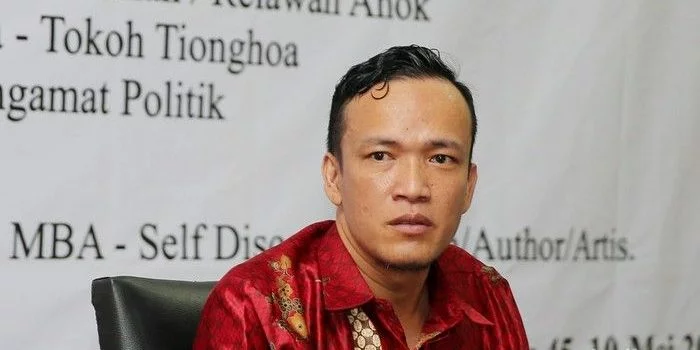 Ketua Jokowi Mania Dipecat dari Komisaris BUMN, Gegara Bela Munarman?