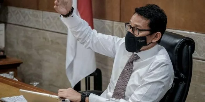 Heboh Brand Lokal di Acara Fashion Paris, Sandiaga Uno: Tidak Satu Rupiah-pun Dana dari Kemenparekraf