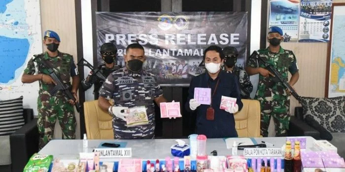 Temukan 22 Karung Kosmetik, Lantamal XIII Gagalkan Pengiriman Ribuan Kosmetik Ilegal