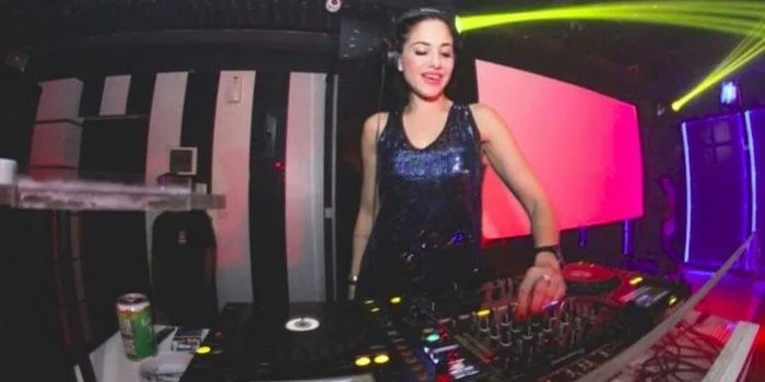 Positif Methamphetamine, DJ Chantal Dewi Gunakan Sabu Sejak 2009 dan Kini Tersangka