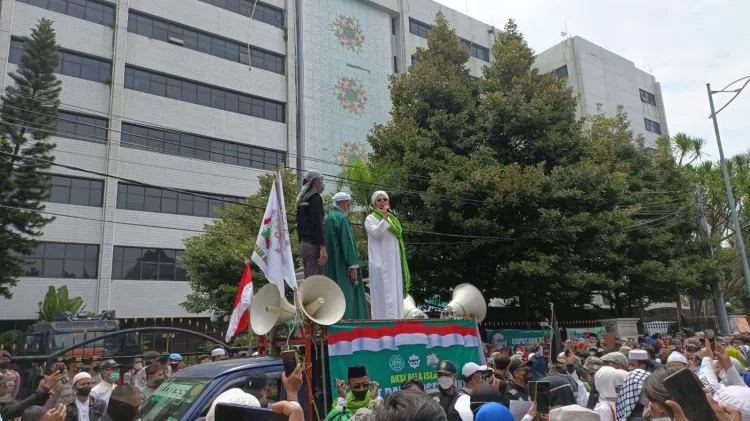 2.756 Personel Gabungan TNI-Polri Kawal Aksi Bela Islam PA212 di Depan Kantor Kemenag