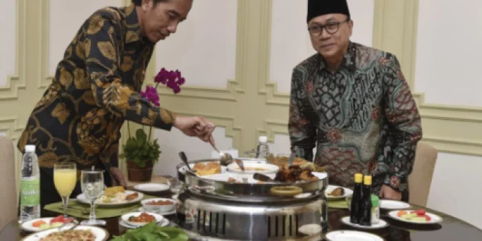 Beredar Kabar Zulhas Gelar Pertemuan dengan Jokowi Bahas Isu Reshuffle Kabinet, Bernarkah?