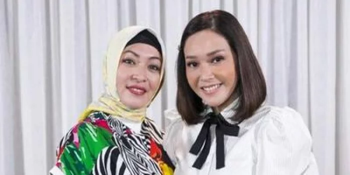 Tantang Angelina Sondakh Baca Al-Quran, Maia Estianty: Luar Biasa