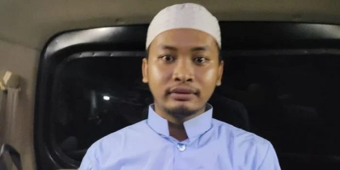 Dhia Ul Haq, Pemukul Pertama Ade Armando Ditangkap