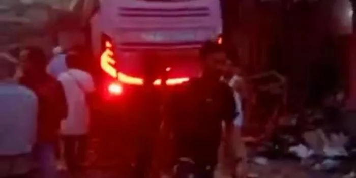 Rem Blong, Bus Pariwisata Tabrak Rumah di Tanjakan Pari Panjalu Ciamis, 3 Tewas