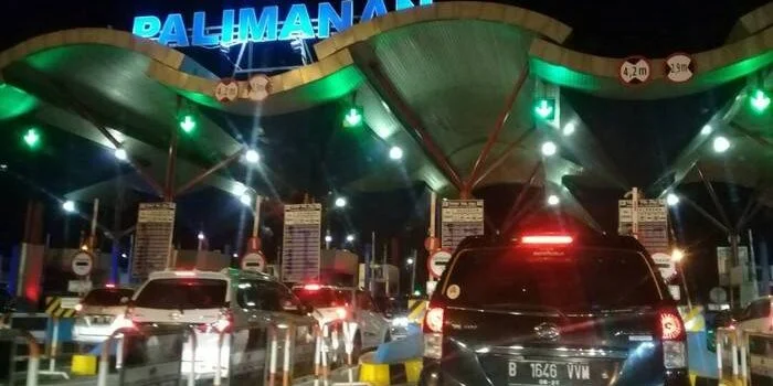 Alami Beberapa Penundaan, One Way Arus Balik KM 188 Gerbang Tol Cipali-KM 72 Tol Cikampek Malam Ini, Mulai 21 30