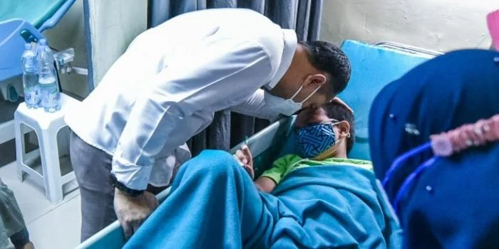 Jenguk Belasan Korban, Eri Cahyadi: Kami Minta Manajemen Bertanggung Jawab