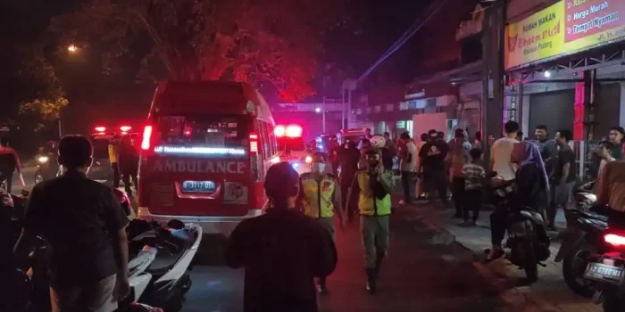 Puluhan Warga Keracunan Massal di Masjid At Tiin