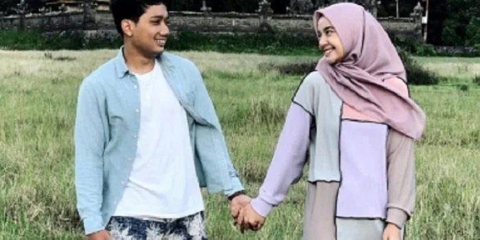 Kekasih Eril Nabila Ishma: Tolong Tetap Bertahan, Aku Tahu Kamu Sangat Kuat