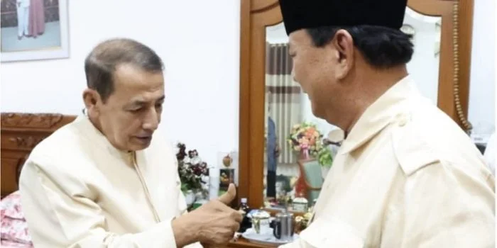 Prabowo Subianto Dua Jam di Ruang Pribadi Habib Lutfi