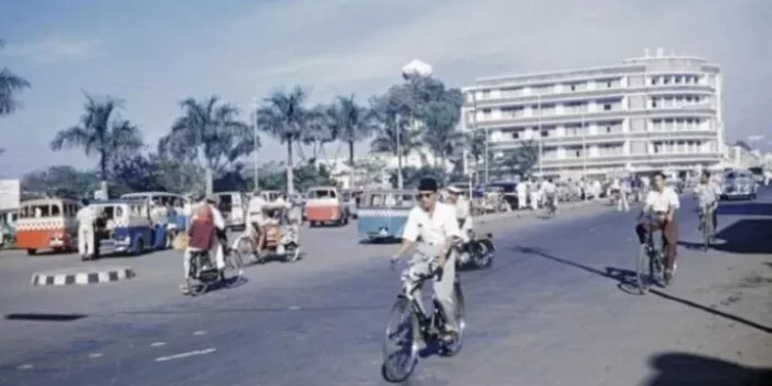 Gagal Fokus Lihat Foto Pria Berpeci dan Berkacamata Hitam, Kirain Bung Karno