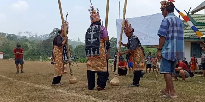 Hukum Adat Diakui Hukum yang Sah, Berikut Ciri-cirinya