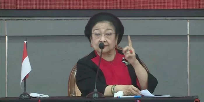 Megawati Soekarnoputri di Depan Ganjar Pranowo: Siapa yang Berbuat Manuver Keluar!