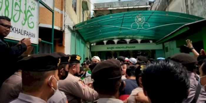 Penangkapan 2 Pengurus Khilafahtul Muslimin Sempat Ricuh