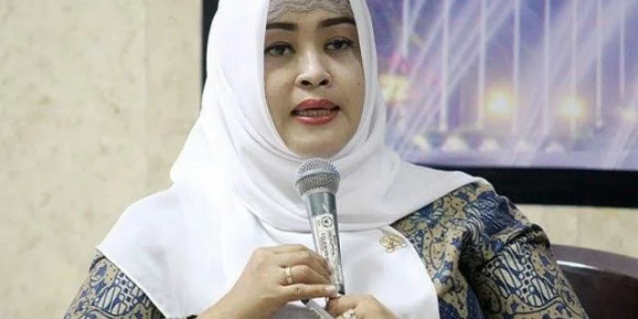 Tegas Tolak Usulan Penghapusan Daya Listrik 450 VA, Fahira Idris: Rakyat Masih Mumet, Resah BBM Bersubsidi Naik