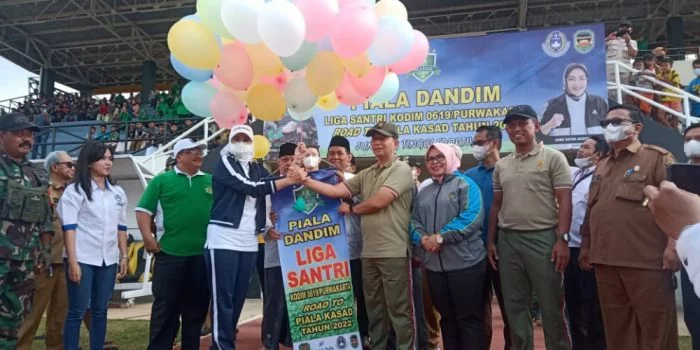 Korem 063/SGJ  Resmi Buka Liga Santri di Stadion Purnawarman