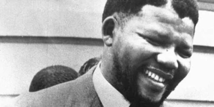 Media Massa Yahudi Ungkap Nelson Mandela Pernah Dilatih Mossad