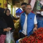 Sidak Harga Cabai Merah dan Bawang Merah, Zulhas Sambangi Pasar Jagasatru Cirebon