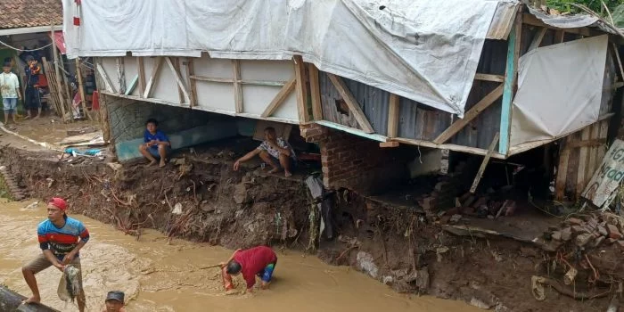 Garut Dilanda Banjir Bandang, 8 Wilayah Akibat Hujan Deras