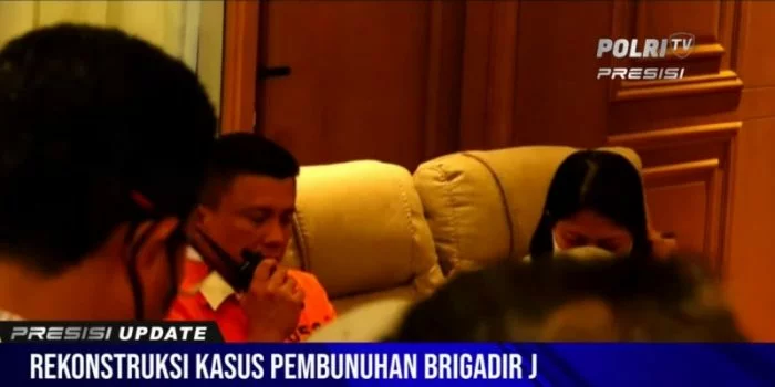 Sebelum Brigadir J Terbunuh, Ada Adegan Sambo Duduk Bareng Putri, Gunakan HT