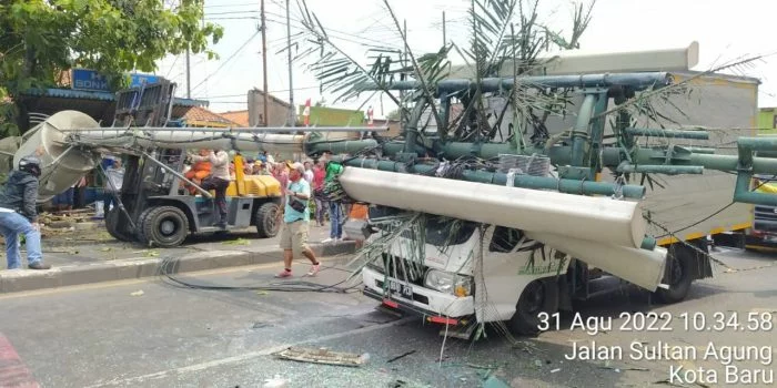 Berikut Kronologi Kecelakaan Maut Truk Trailer di Bekasi