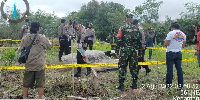 Menelusuri Temuan Diduga Puing Roket China di Kabupaten Sanggau