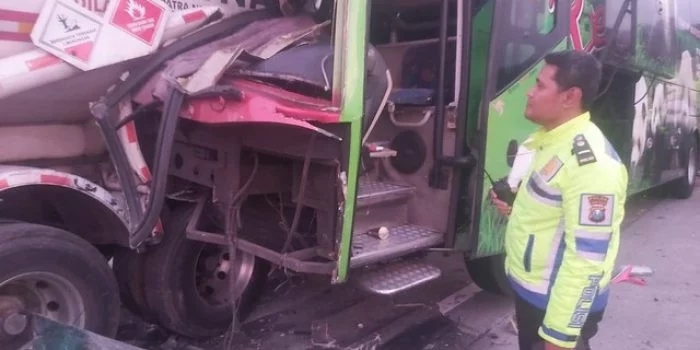 Kecelakaan Beruntun di Tol Malang-Pandaan, 1 Meninggal Dunia 3 Luka-luka