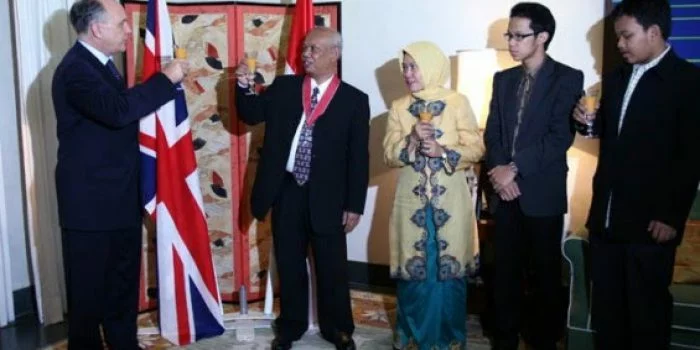 Ketua Dewan Pers Azyumardi Azra, WNI Pertama dengan Titel Commander of the Order of British Empire Kini Tutup Usia