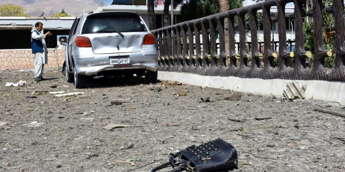 Kemlu Rusia Benarkan 2 Staf Tewas dalam Serangan Bom Bunuh Diri di Dekat Pintu Masuk Kantor Kedutaan Besar