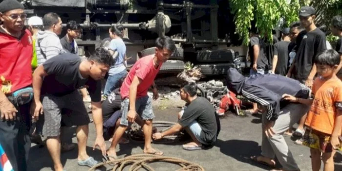 Insiden Truk Tangki BBM Tabrak Motor-Warung, 4 Meninggal Dunia