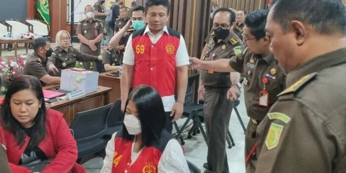 Surat Dakwaan Tersangka Kasus Pembunuhan Berencana Ferdy Sambo Ungkap Brigadir J Temui Putri Candrawathi di Kamar 15 Menit Atas Perintah RR