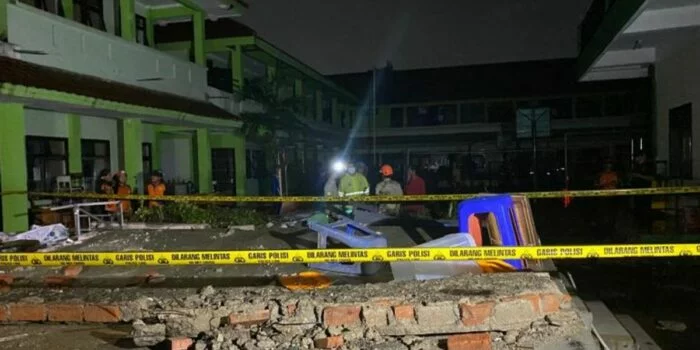 BPBD Ungkap Penyebab Ambruknya Tembok Gedung MTsN 19 Pondok Labu