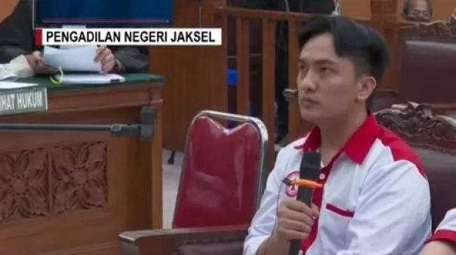 Adik Brigadir J Mengaku Sempat Ditanya Brigadir Daden Soal Pegang Senpi Hingga Digeledah