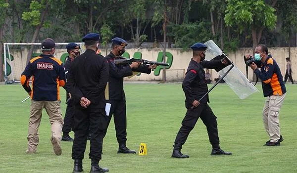 Rekonstruksi Tragedi Kanjuruhan 30 Adegan Tak Ada Gas Air Mata ke Arah Tribun, Beda dengan Temuan TGIPF