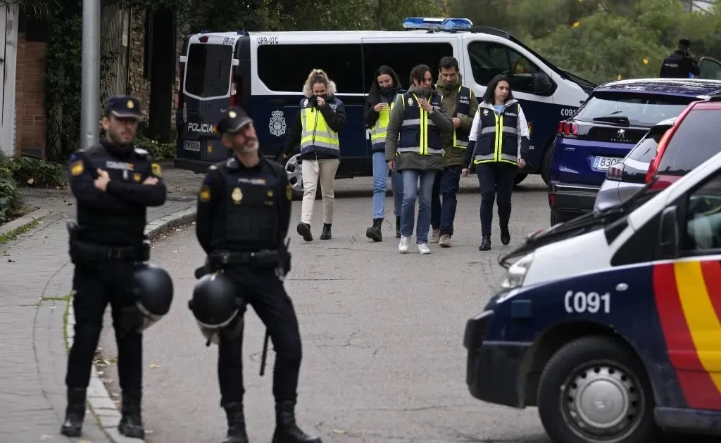 Polisi Spanyol Dalami 6 Bom Surat, Diduga Dikirim dari Valladolid Utara Spanyol