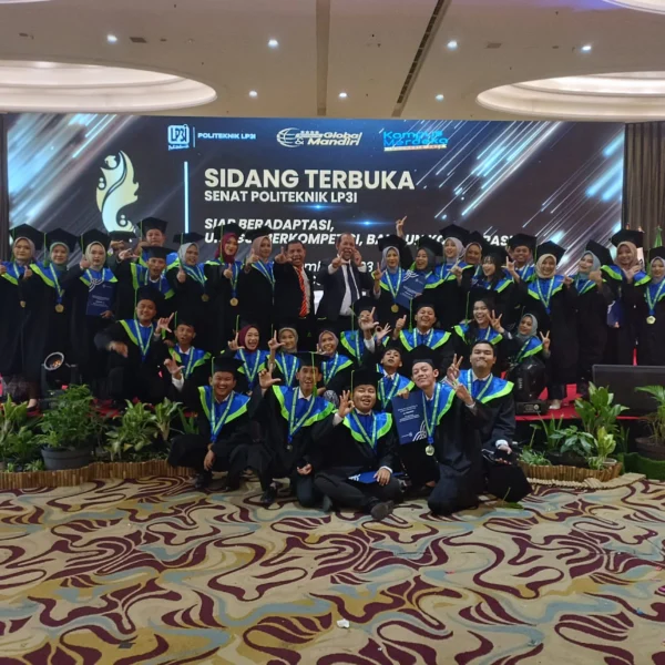 Wisuda XX Politeknik LP3I, Dorong Program Pemerintah Tekan Angka Pengangguran